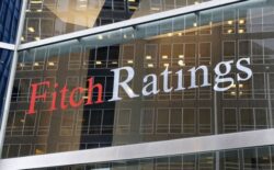 Fitch notumuzu kırmadı ama görünüm iyi değil