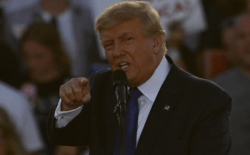 Trump seçim mitinglerine başladı: Ya derin devlet Amerika'yı yok eder ya da biz derin devleti