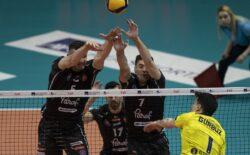 Fenerbahçe, Halkbank'ı salladı, yıkamadı