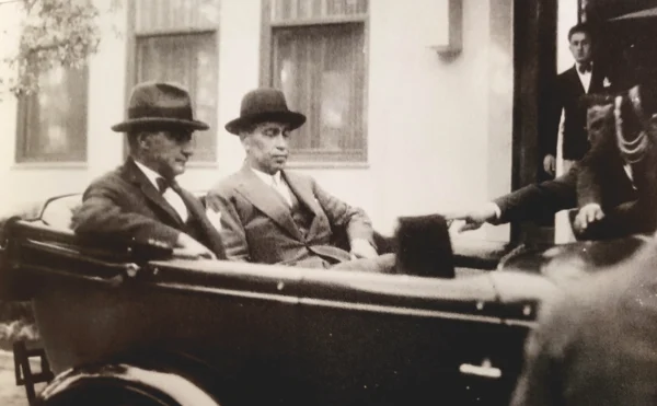 Ucu Cumhuriyet ilanına varacak krizin fitili ateşleniyor