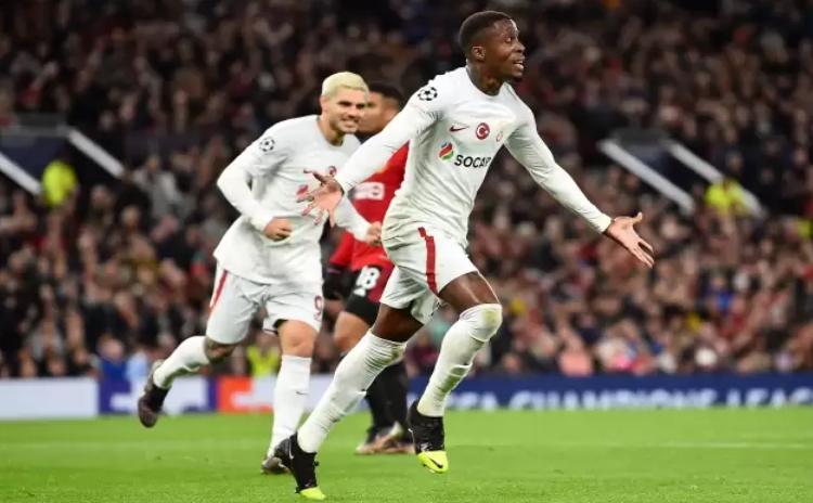 Avrupa fatihi 30 yıl sonra Manchester'i yine fethetti!