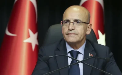 Mehmet Şimşek ümitsizce güven vermeye çalışıyor