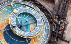 Hem sanat eseri, hem mekanik bir şaheser:  Astronomik saatler asırlara meydan okuyor
