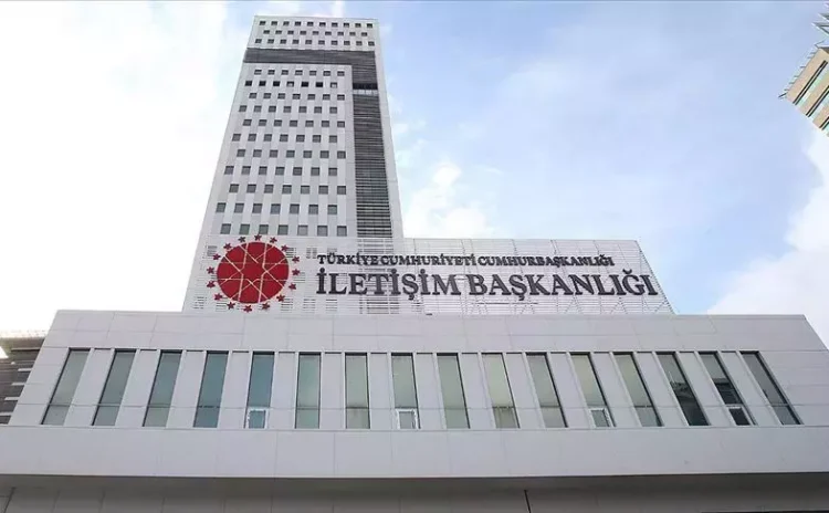 Günümüzün medya düzeni de, Cumhurbaşkanı’nın uçağındaki fotoğraf da şans eseri oluşmadı