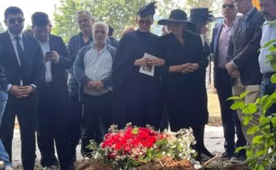 Korhan Berzeg’in kafatası ve kemikleri babasının yanına defnedildi