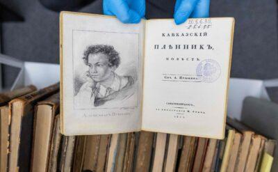 Müthiş organize bir soygun: Avrupa kütüphanelerindeki Puşkin kitaplarının birinci baskıları tek tek çalınıyor