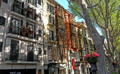 Barselona’da artan konut maliyetlerine karşı önlem: Turiste ev kiralama yasağı