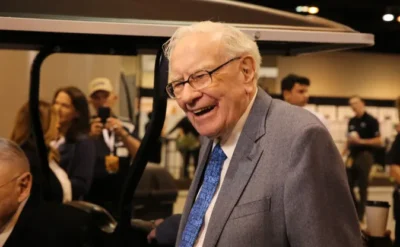 Warren Buffett 150 milyar dolarlık mirasını çocuklarına değil hayır kurumlarına bıraktı