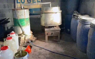 Evinde 1050 litre sahte içki bulundu; ‘Yılbaşında içecektim’ dedi, serbest kaldı