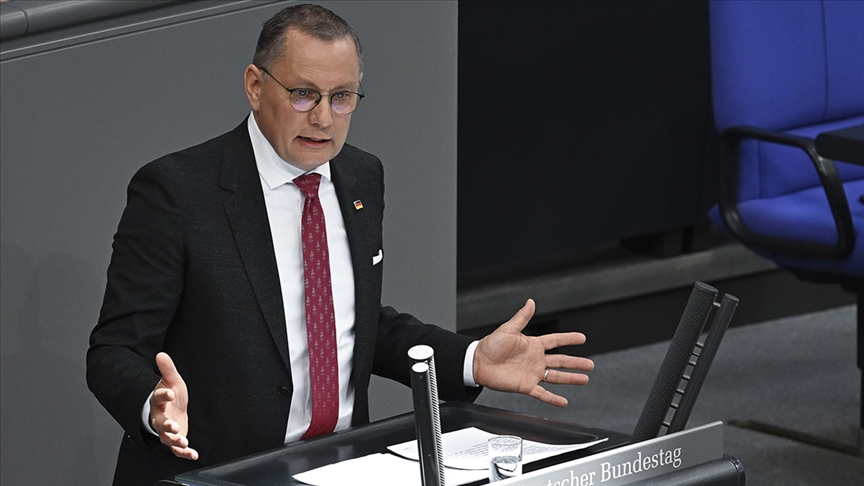 Almanya’da anket: Aşırı sağcı AfD’nin oyu yüzde 23,5’e yükseldi