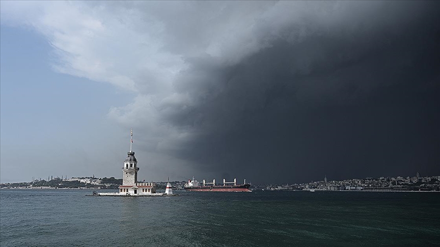 İstanbul Valiliği fırtına uyarısı yaptı