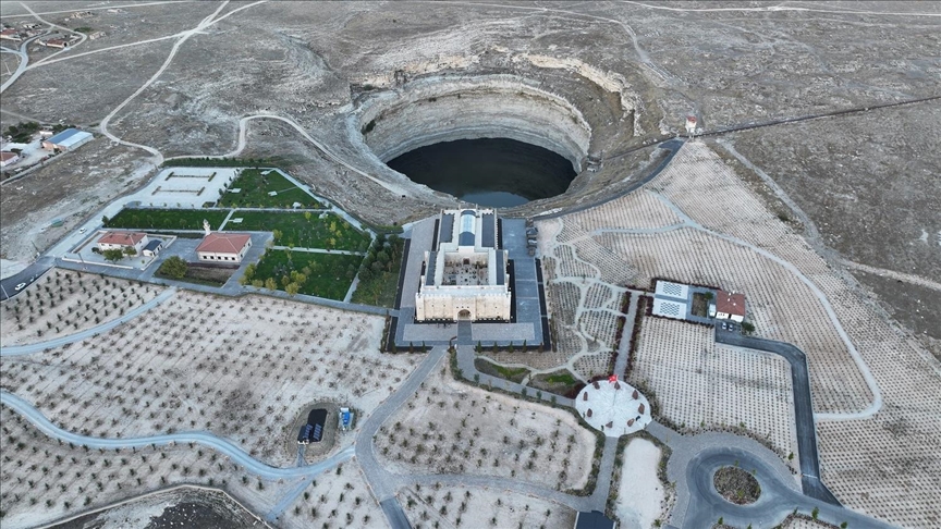 Obruk manzaralı otel: Bir yılda 90 bin ziyaretçisi oldu