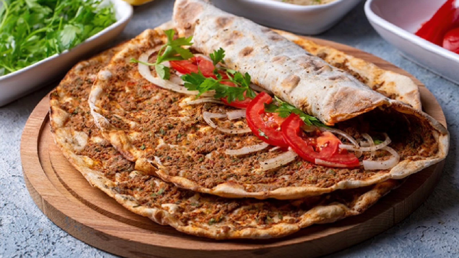 Bodrum Belediye Başkanı’ndan lahmacun resti: Siz o lüksü satın alıyorsunuz!