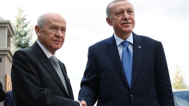 Bahçeli, Erdoğan’a yine ‘bırakamazsın’ dedi
