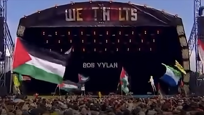 Sen misin konserde “Özgür Filistin” sloganı atan… Amerika, İngiliz punk-rock grubunun vizesini iptal etti