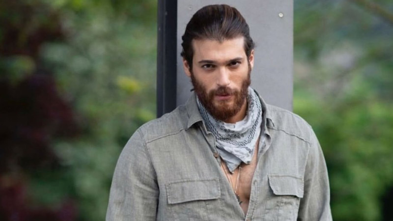 Can Yaman pek öfkeli