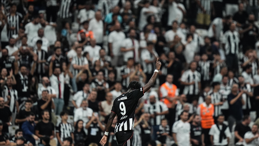 Beşiktaş az kalsın kolayı zor yapıyordu