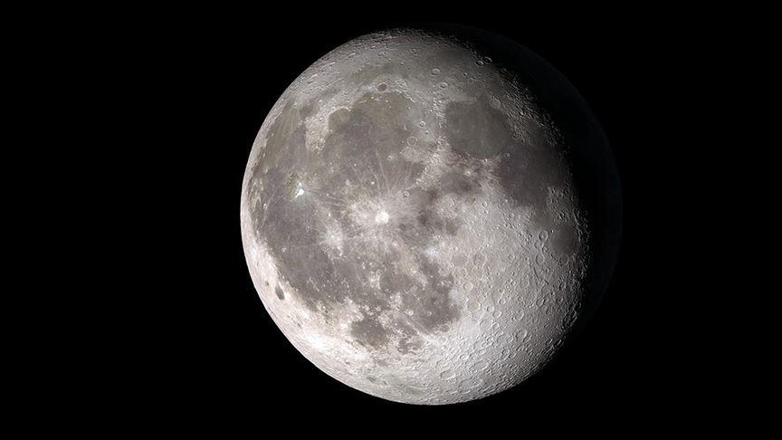 Uzmanlara göre NASA’nın beş yılda Ay’a nükleer reaktör kurması ‘olacak iş değil’