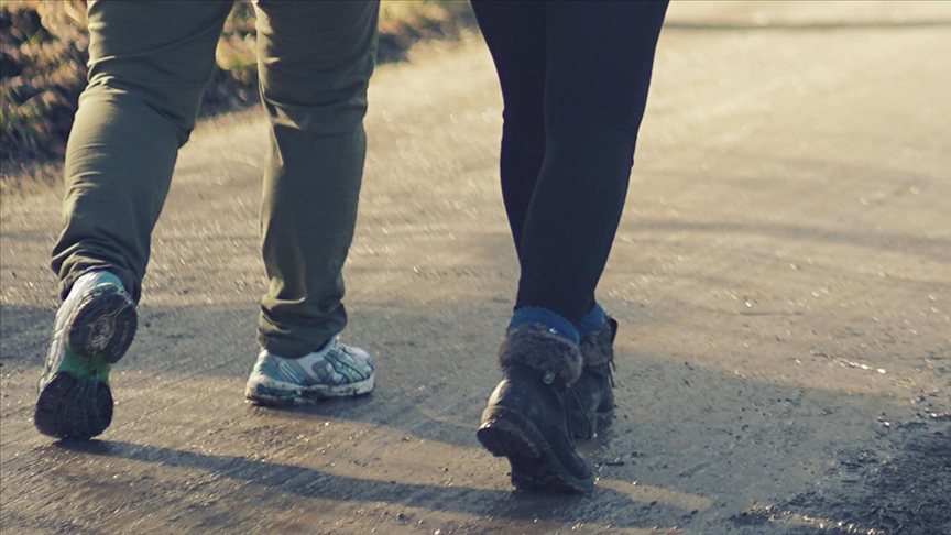 Günde en az 3 bin adım atmak Alzheimer’ın hızını kesiyor