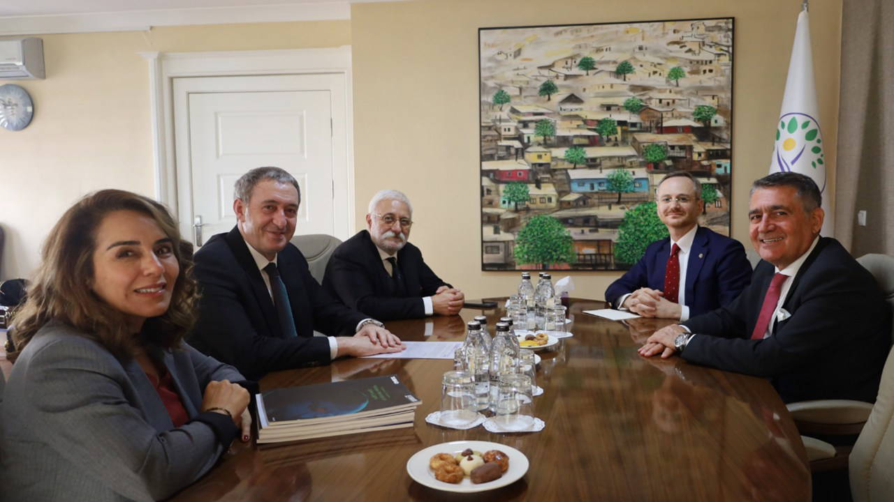 TÜSİAD Ankara’da DEM’e gitti