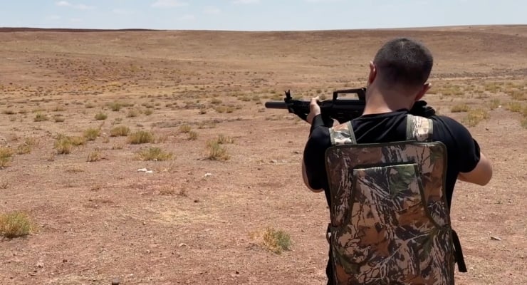 Tohum fişeği üretti: Av tüfeğiyle ateş ederek tohum ekiyor