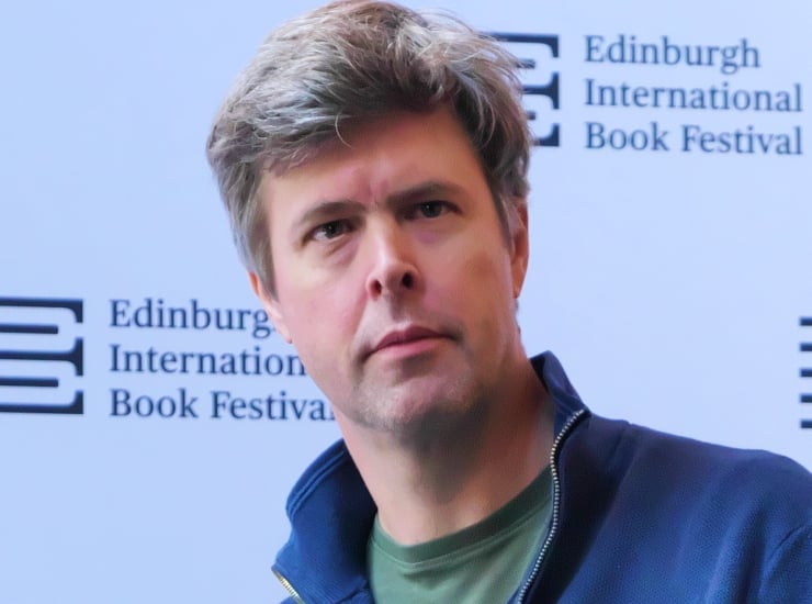 Booker ödülü ‘Flesh’ romanıyla David Szalay’ın