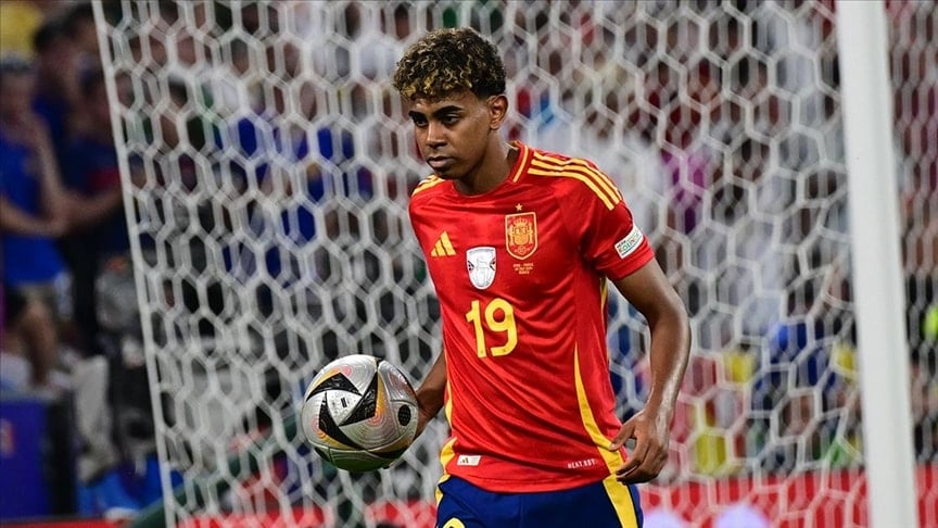 İspanya’da Yamal şoku: Kadrodan çıkarıldı