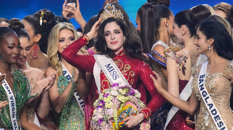 Büyük zaferine gölge düştü: ‘Baba’ torpili’yle mi kraliçe oldu?