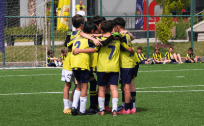 Satrançtaki model futbolda uygulanamaz mı?