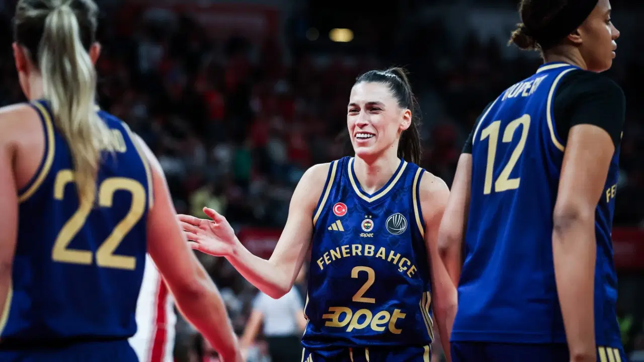 Fenerbahçe Opet deplasmanda 31 sayı farkla kazandı