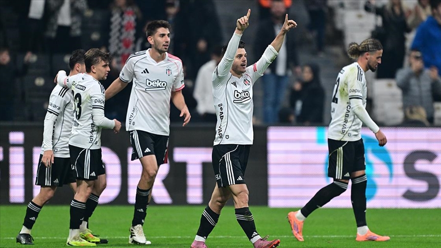 Beşiktaş galibiyeti hatırladı, Rafa Silva 48 gün sonra maç kadrosunda