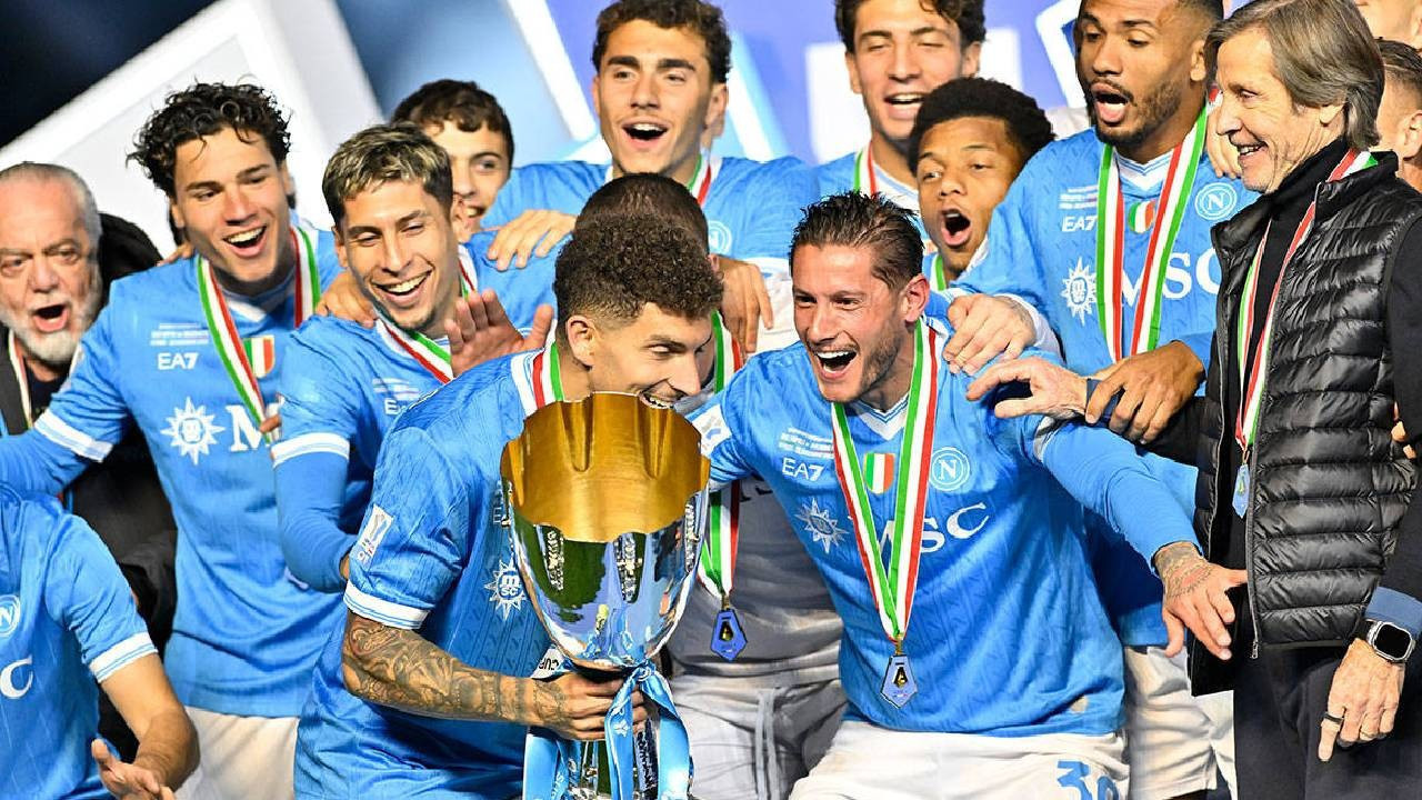 İtalya Süper Kupası’nı Napoli kazandı