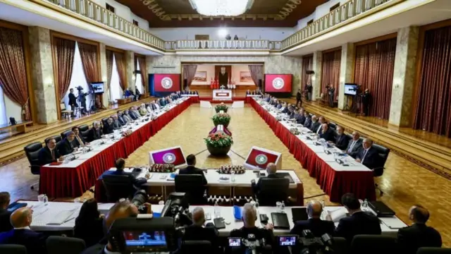 Absürdistan manzaraları: Madem Meclis’te bütün partiler hemfikir, beklediğimiz nedir?