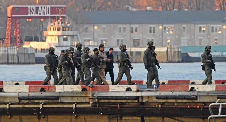 Maduro ABD’de yargıç karşısına çıktı, “Savaş esiriyim, evimden kaçırıldım” dedi