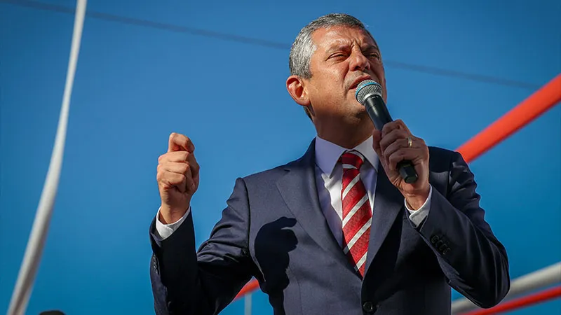 CHP lideri Özgür Özel: AKP emeklinin düşmanı ve zenginin dostudur