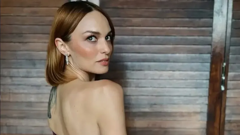 Nilperi Şahinkaya: Oyunculukta sınırım yok ama Jasmin’deki karakteri oynamazdım