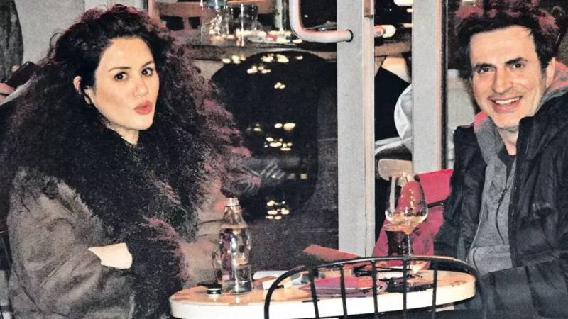 Teoman eski sevgilisi Ekin Türkmen’le Cihangir’de