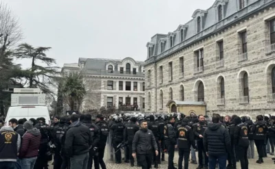 Boğaziçi’ne Toma eşliğinde operasyon rezalet!