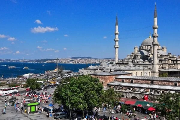 Bir başka önemsiz konu: Mahallenin yok olması