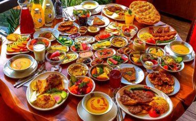 Konu aslında Ramazan değil iftar sofrası