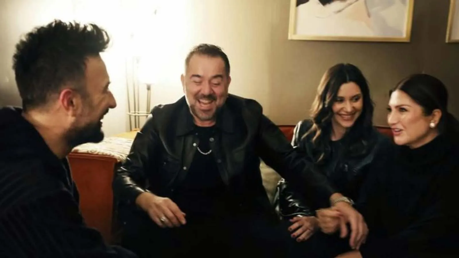 Ata Demirer’den Sibel Can ve Tarkan paylaşımı