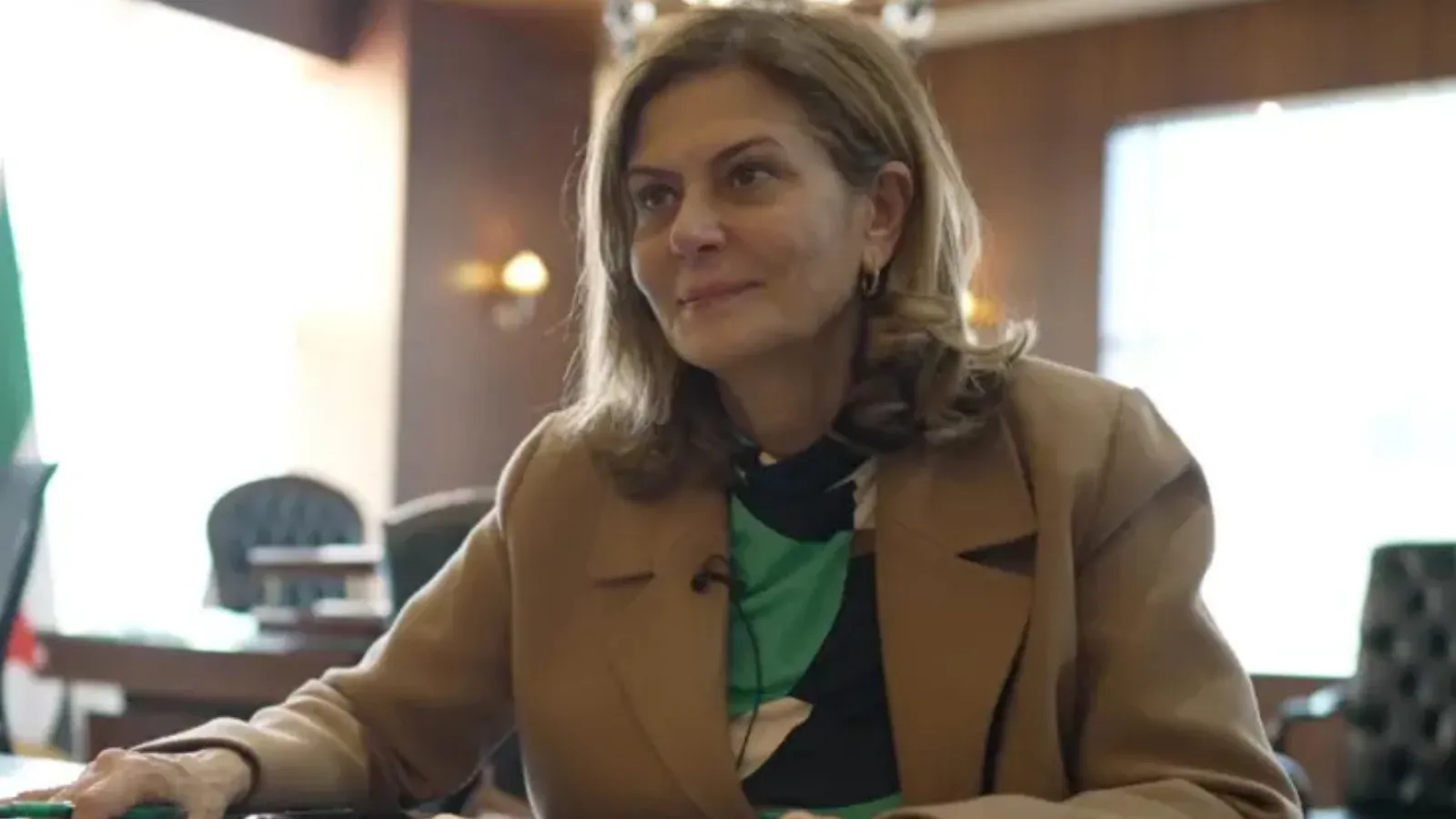 Suriye’nin tek kadın bakanı Kabawat BBC’ye konuştu: Burada vitrin süsü değilim