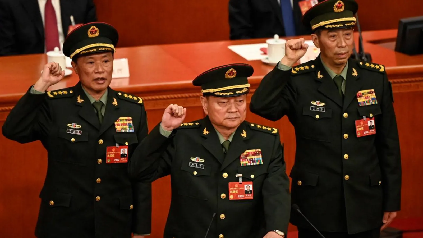 New York Times Çin ordusundaki tasfiyeleri yazdı: Kaybolan generaller