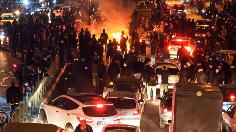 İnsan Hakları Aktivistleri Ajansı: İran’da ölü sayısı 6 bin 872’ye yükseldi