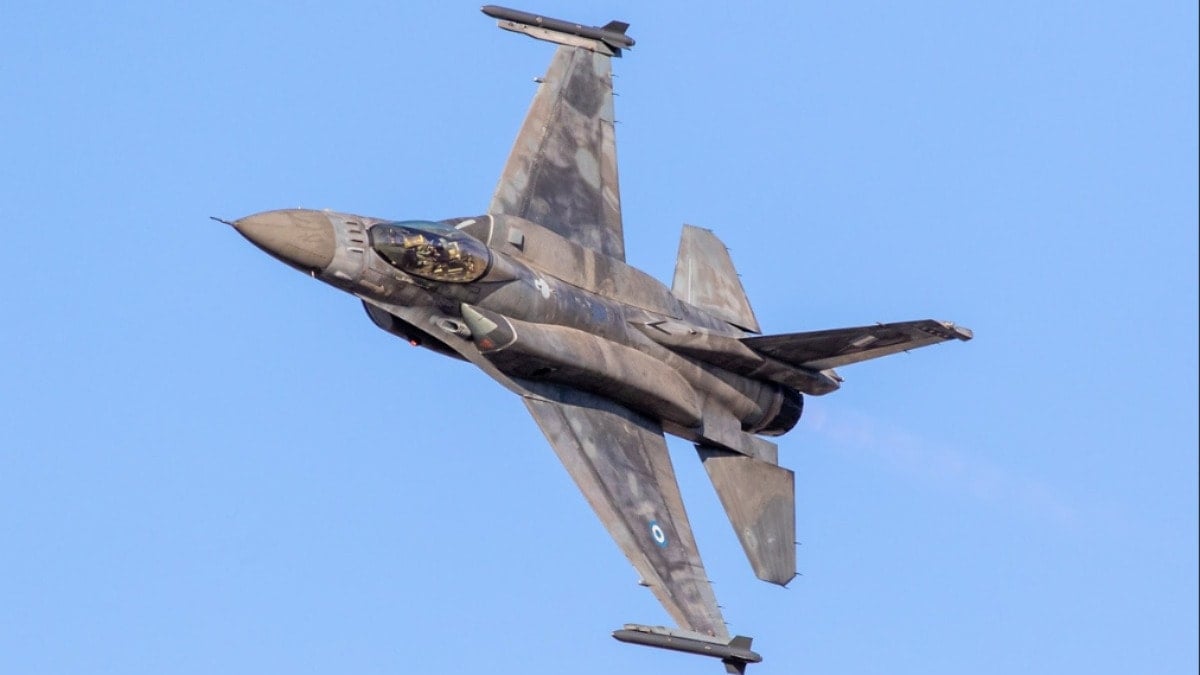 Yunan uçakları Ege’de havalandı, Türkiye NOTAM yayınladı