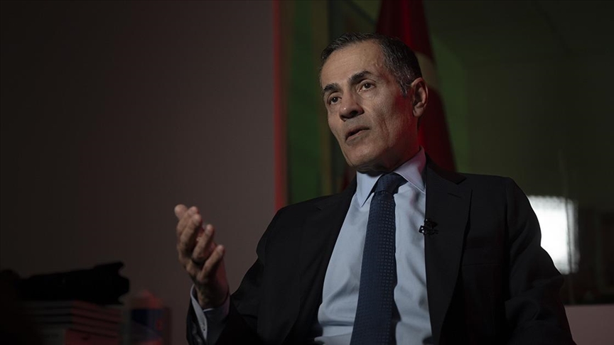 İran asıllı Prof. Nasr: İran ve ABD savaş tehdidini diplomasiyi şekillendirmek için kullanıyor