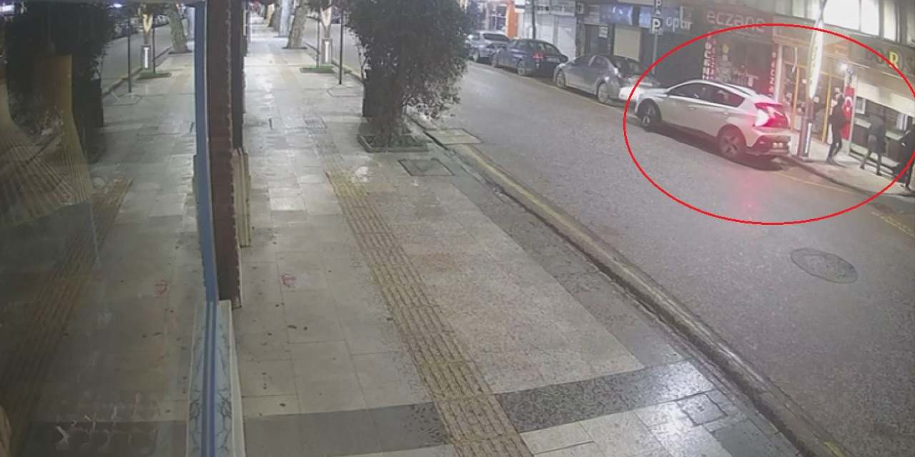 Kapıyı kopyalanmış kumandayla açtılar: 1,5 kilo altın çaldılar