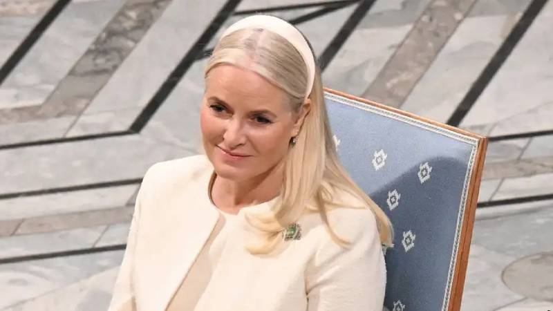 Epstein skandalı Norveç’i sarsıyor: Prenses bin pişman