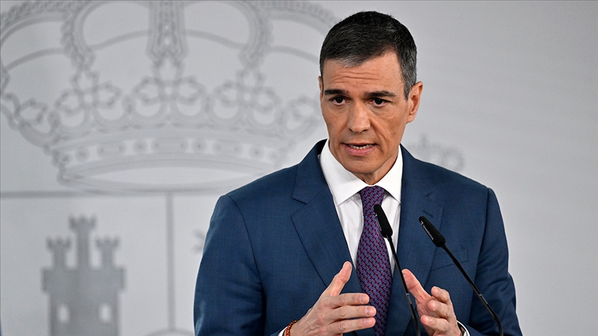 İspanya Başbakanı Sanchez: Sosyal medya Vahşi Batı gibi