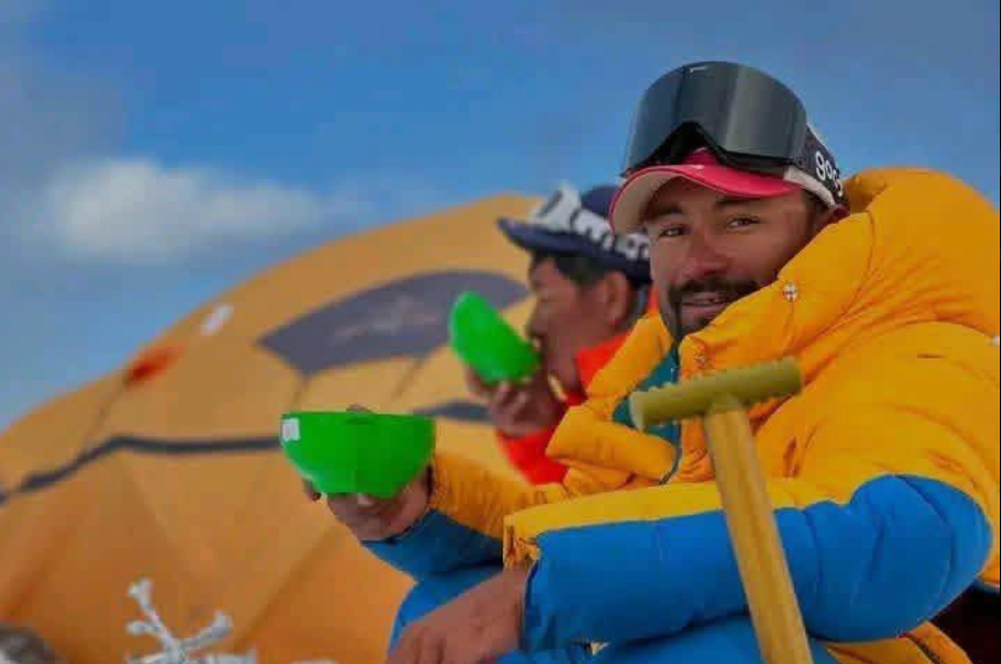 Dağcının acı ölümü: Buz duvarından düştü